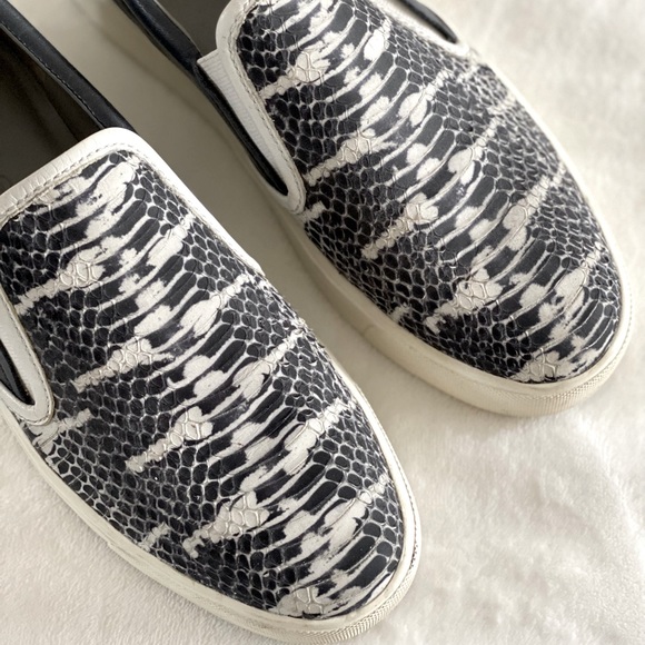 VINCE PYTHON SNAKE SLIP ON SNEAKER - Picture 2 of 9